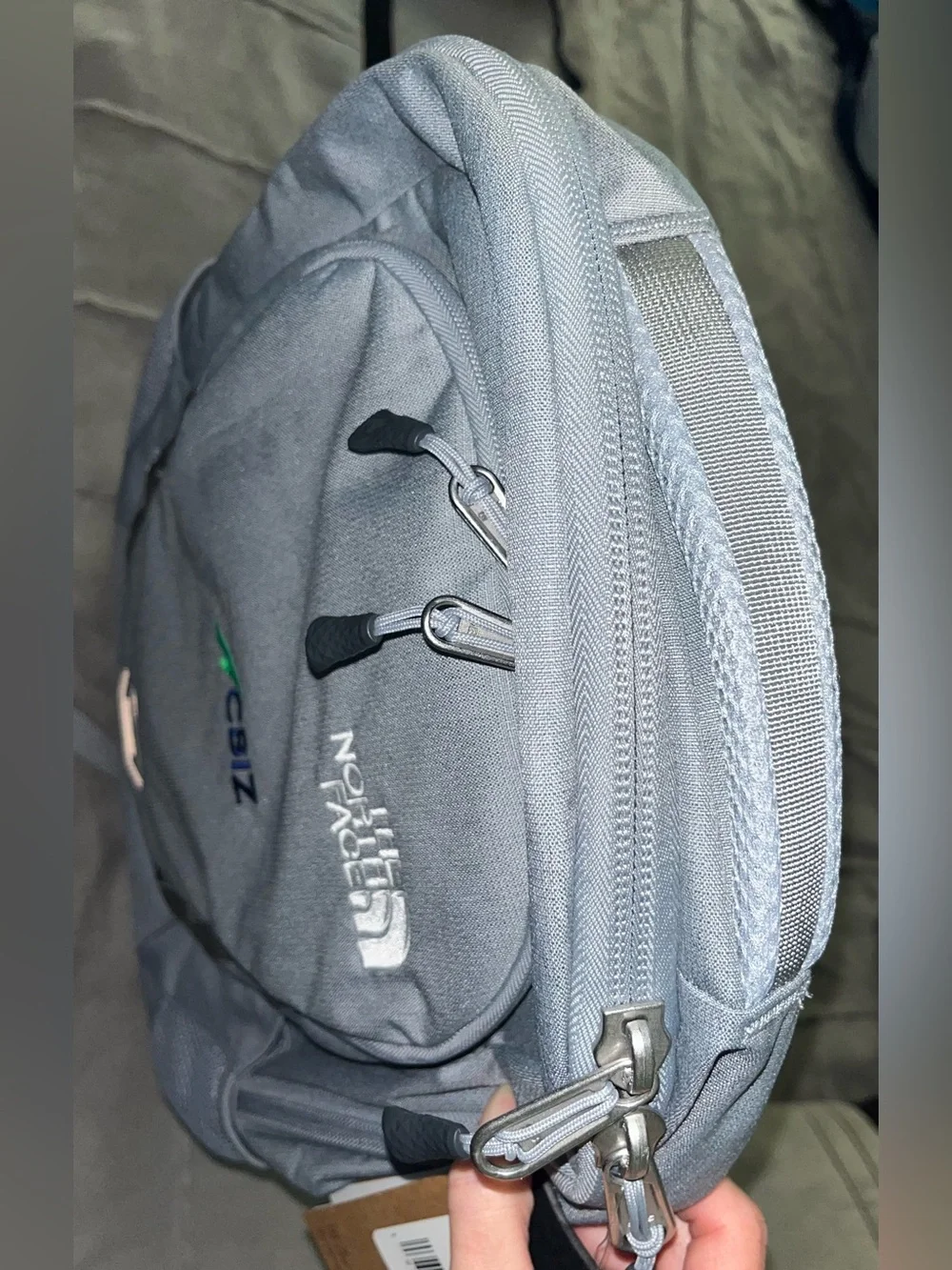 The North Face Connector 28L Backpack in Gray - NEW W/ TAGS